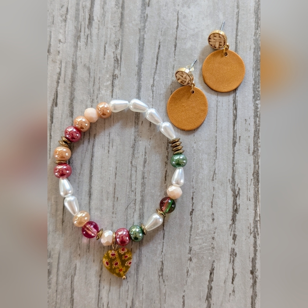 Handmade Fall inspired stretch bracelet With Matching Earrings